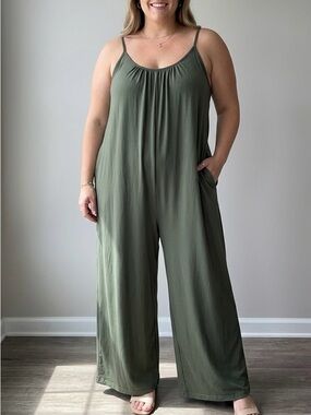 SHEIN Curve Olive Green Wide-Leg Jumpsuit Romper Pockets Plus Size 3XL Boho EUC